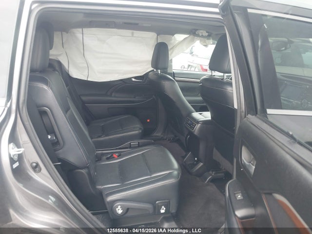 5TDDKRFH3FS195952 Toyota Highlander Limited/ltd Platinum