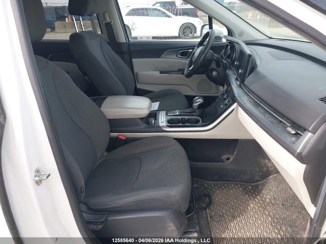 KNDNB5H37P6241458 KIA Carnival Lx