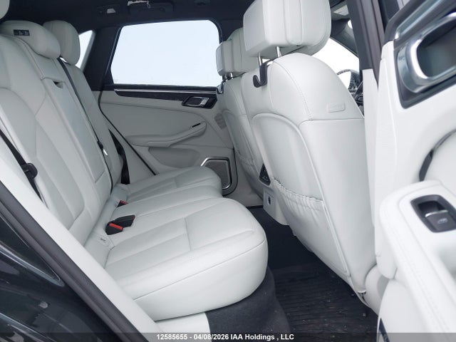 Продаж на аукціоні авто 2023 Porsche Macan T, vin: WP1AA2A56PLB11831, номер лоту: 12585655