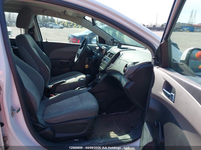 2014 Chevrolet Sonic მანქანა იყიდება აუქციონზე, vin: 1G1JA6EH2E4152552, აუქციონის ნომერი: 12585659