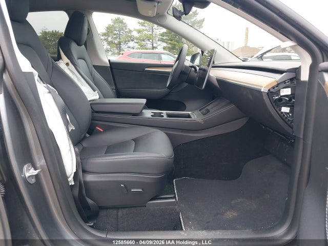 Продажа на аукционе авто 2024 Tesla Model Y, vin: LRWYGDEE8RC640671, номер лота: 12585660