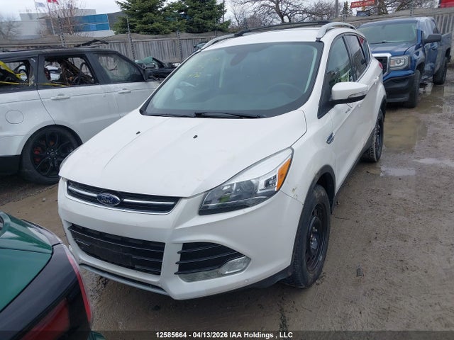1FMCU9J92EUB87594 Ford Escape Titanium