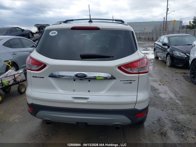 1FMCU9J92EUB87594 Ford Escape Titanium