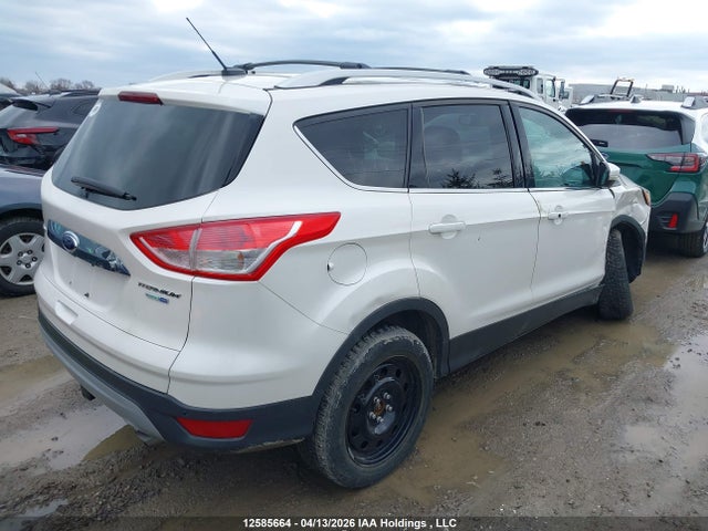 1FMCU9J92EUB87594 Ford Escape Titanium