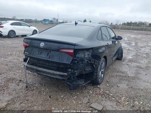 3VWE57BU3MM020257 Volkswagen Jetta Highline