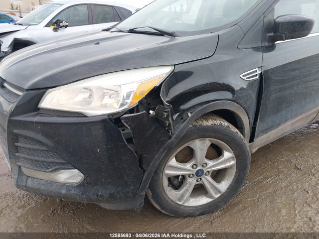 1FMCU9GX2EUE02834 Ford ESCAPE SE