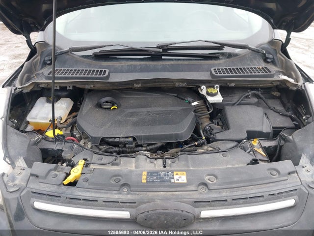 1FMCU9GX2EUE02834 Ford ESCAPE SE