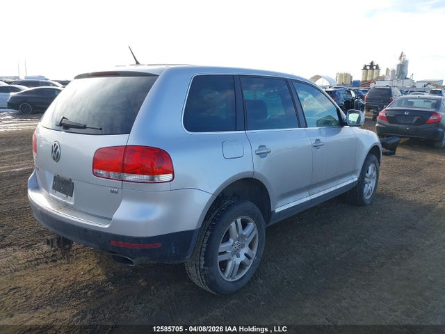 12585705 :رقم المزاد ، WVGCM67L16D057423 vin ، 2006 Volkswagen Touareg V8 مزاد بيع
