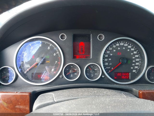 12585705 :رقم المزاد ، WVGCM67L16D057423 vin ، 2006 Volkswagen Touareg V8 مزاد بيع