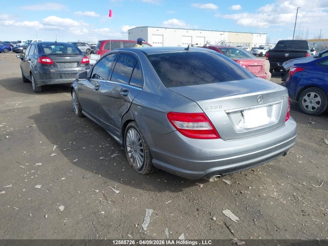12585726 :رقم المزاد ، WDDGF8FB8BF537452 vin ، 2011 Mercedes-benz C 250 4matic مزاد بيع