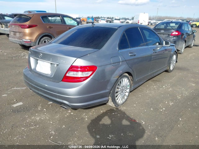 12585726 :رقم المزاد ، WDDGF8FB8BF537452 vin ، 2011 Mercedes-benz C 250 4matic مزاد بيع