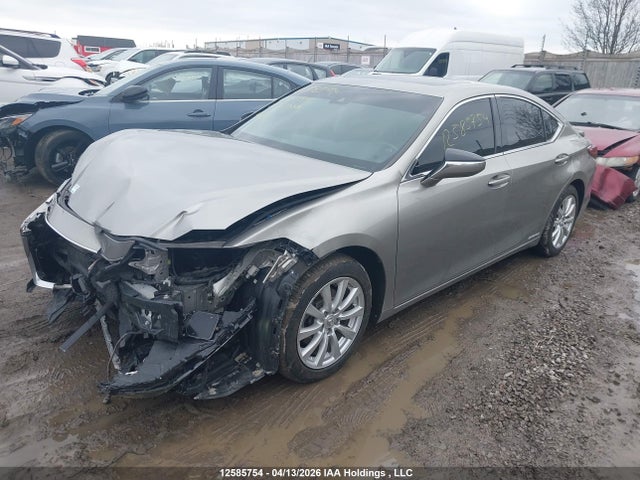 58AB21B14MU012945 Lexus Es 300h 300h
