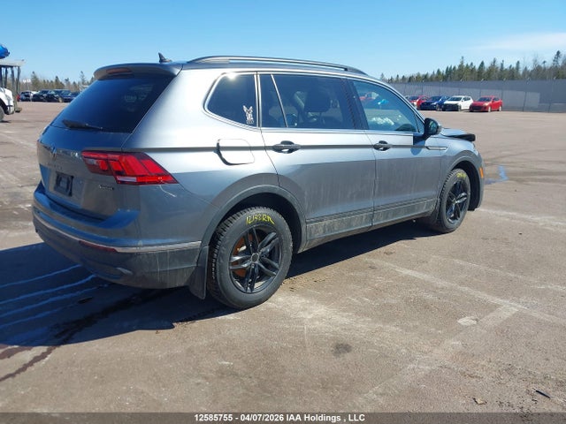 12585755 :رقم المزاد ، 3VV2B7AX1NM125182 vin ، 2022 Volkswagen Tiguan Comfortline مزاد بيع