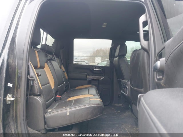 1GC4YPEY2MF158988 Chevrolet Silverado 2500hd Ltz
