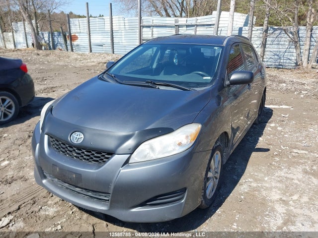 12585785 :رقم المزاد ، 2T1KU4EE1AC345442 vin ، 2010 Toyota Matrix مزاد بيع