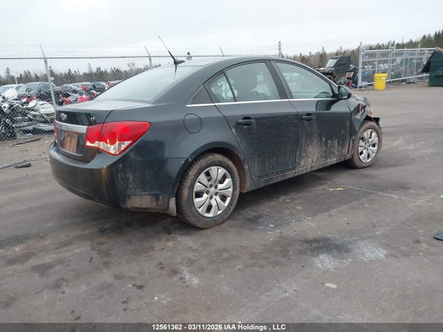1G1PC5SB1E7294842 Chevrolet Cruze 1lt