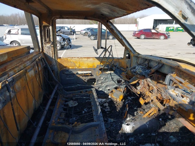 Aukcja sprzedaży 2000 Gmc Sierra K3500, vin: 1GDJK34F2YF471795, numer aukcji: 12585850