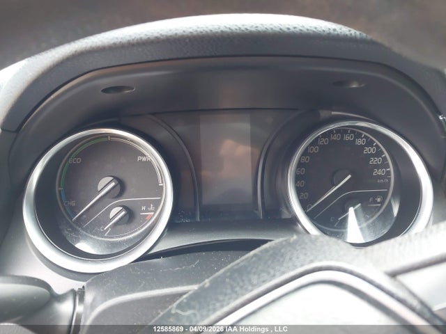 4T1B31HK0JU003109 Toyota Camry Hybrid Le