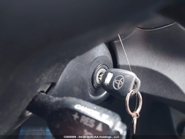 12585889 :رقم المزاد ، JTDKTUD33CD520900 vin ، 2012 Toyota Yaris Le مزاد بيع