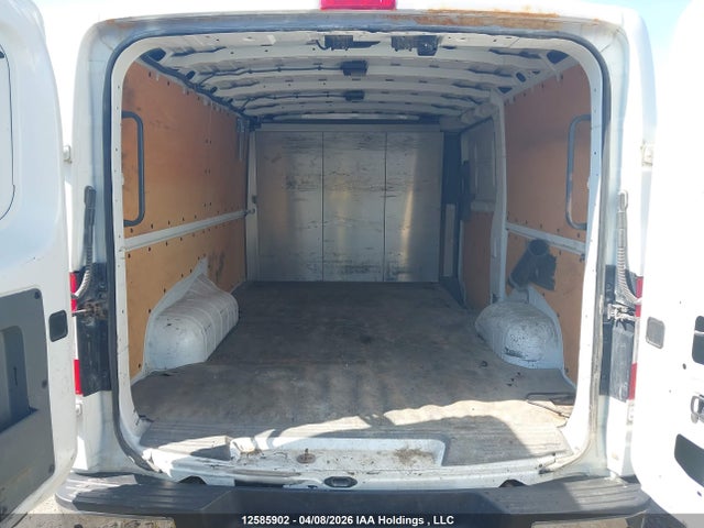 12585902 :رقم المزاد ، 1N6AF0KY9JN811948 vin ، 2018 Nissan Nv 2500 S/sv/2500 Sl/s/sv/sl مزاد بيع