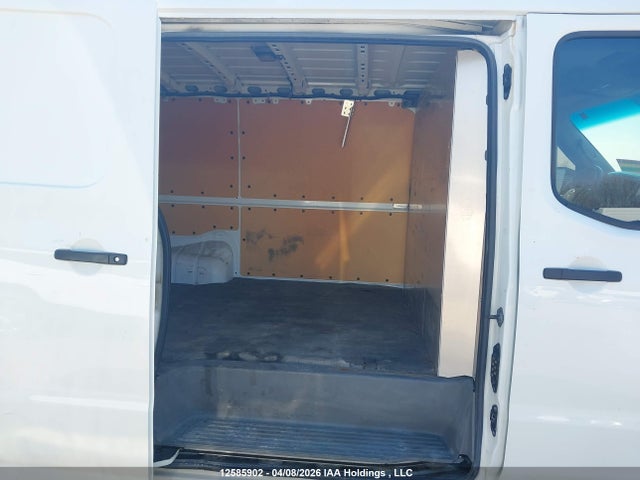12585902 :رقم المزاد ، 1N6AF0KY9JN811948 vin ، 2018 Nissan Nv 2500 S/sv/2500 Sl/s/sv/sl مزاد بيع