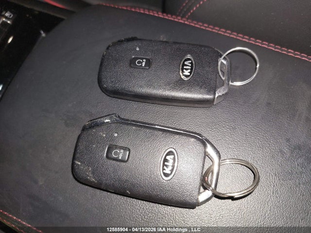 5XXG44J84MG068126 KIA K5 Gt