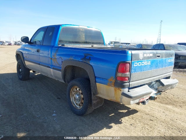 12585920 :رقم المزاد ، 1B7HF13Z3XJ548855 vin ، 1999 Dodge Ram 1500 مزاد بيع