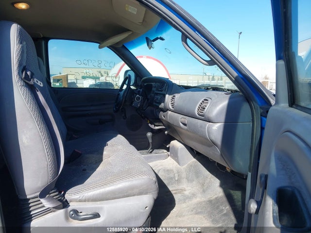 12585920 :رقم المزاد ، 1B7HF13Z3XJ548855 vin ، 1999 Dodge Ram 1500 مزاد بيع