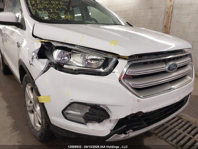 Продажа на аукционе авто 2018 Ford Escape, vin: 1FMCU9GD6JUB90519, номер лота: 12585932