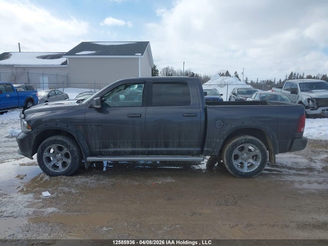 12585936 :رقم المزاد ، 1C6RR7MT1JS289591 vin ، 2018 Ram 1500 Sport مزاد بيع