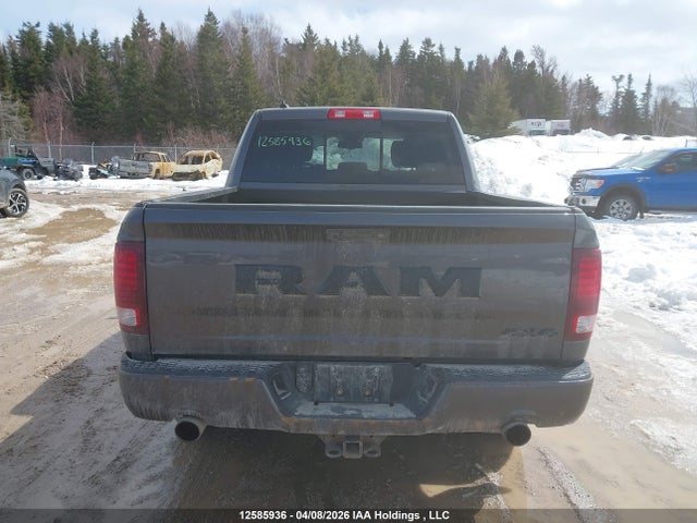 12585936 :رقم المزاد ، 1C6RR7MT1JS289591 vin ، 2018 Ram 1500 Sport مزاد بيع