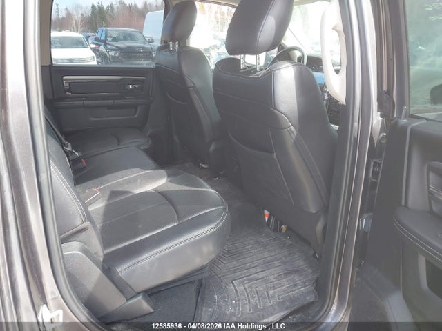 12585936 :رقم المزاد ، 1C6RR7MT1JS289591 vin ، 2018 Ram 1500 Sport مزاد بيع