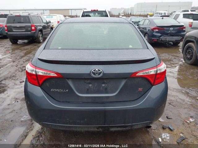 12561416 :رقم المزاد ، 2T1BURHEXFC316439 vin ، 2015 Toyota Corolla S مزاد بيع