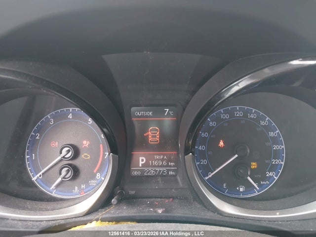 12561416 :رقم المزاد ، 2T1BURHEXFC316439 vin ، 2015 Toyota Corolla S مزاد بيع