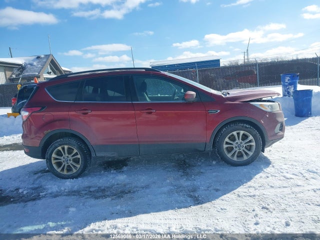 1FMCU9G96HUE60855 Ford ESCAPE SE