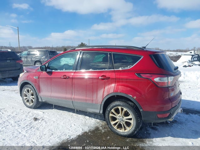 1FMCU9G96HUE60855 Ford ESCAPE SE