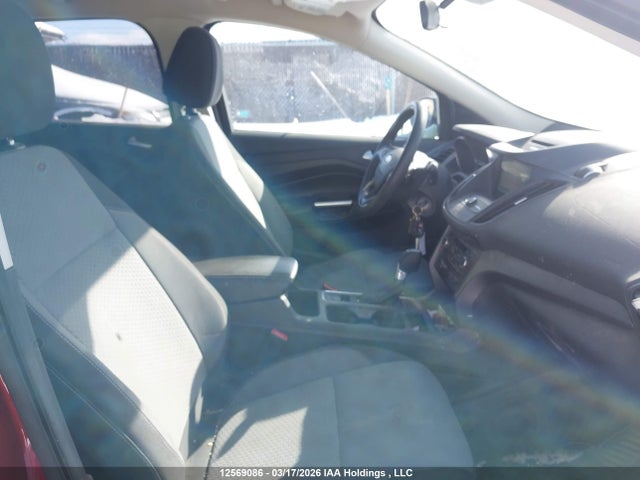 1FMCU9G96HUE60855 Ford ESCAPE SE