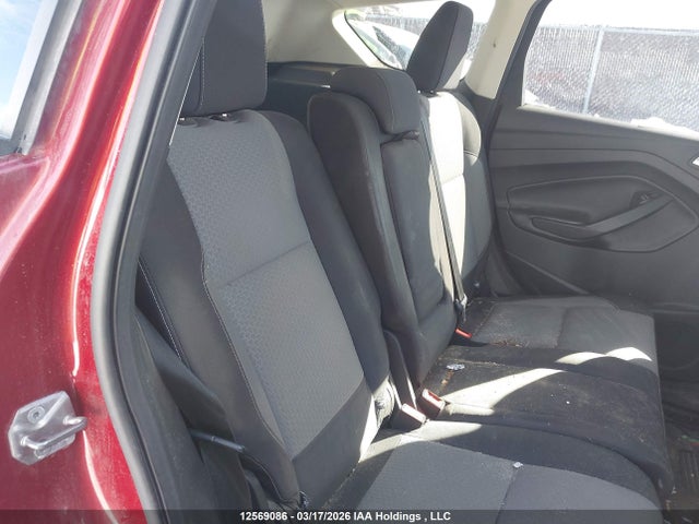 1FMCU9G96HUE60855 Ford ESCAPE SE