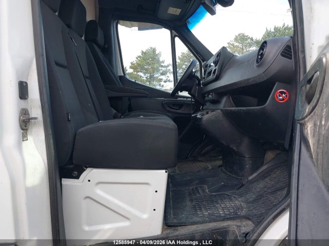 W1Y4ECHY9LP226091 Mercedes-Benz Sprinter 2500 High Roof V6