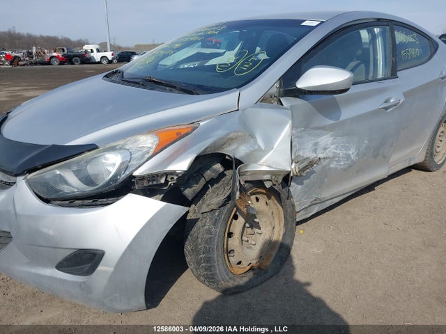12586003 :رقم المزاد ، 5NPDH4AE2DH155900 vin ، 2013 Hyundai Elantra مزاد بيع