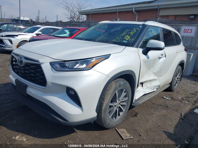 2023 Toyota Highlander Hybrid Hybrid მანქანა იყიდება აუქციონზე, vin: 5TDKBRCH4PS111764, აუქციონის ნომერი: 12586010