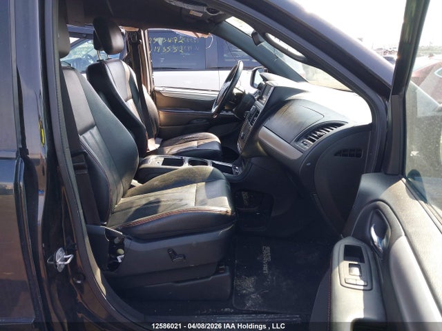 12586021 :رقم المزاد ، 2C4RDGEG1HR717907 vin ، 2017 Dodge Grand Caravan Gt مزاد بيع