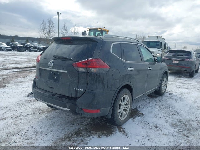 5N1AT2MVXJC781442 Nissan Rogue Sv/sl