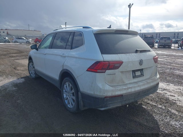 12586092 :رقم المزاد ، 3VV4B7AX3LM162577 vin ، 2020 Volkswagen Tiguan Sel Premium R-line مزاد بيع