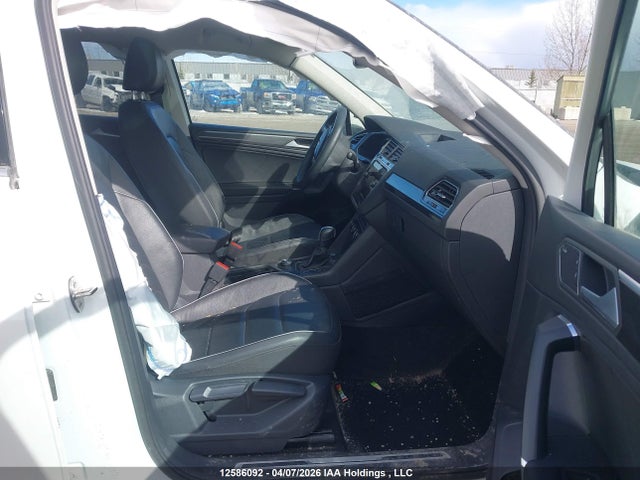 12586092 :رقم المزاد ، 3VV4B7AX3LM162577 vin ، 2020 Volkswagen Tiguan Sel Premium R-line مزاد بيع