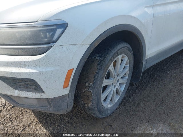 12586092 :رقم المزاد ، 3VV4B7AX3LM162577 vin ، 2020 Volkswagen Tiguan Sel Premium R-line مزاد بيع