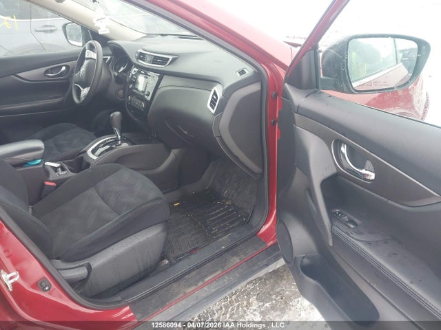 Продажа на аукционе авто 2015 Nissan Rogue S/sl/sv, vin: 5N1AT2MV2FC845917, номер лота: 12586094