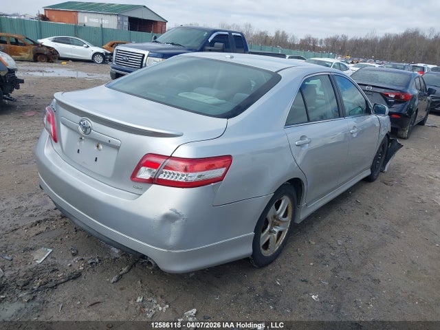 2010 Toyota Camry Se მანქანა იყიდება აუქციონზე, vin: 4T1BF3EK1AU097945, აუქციონის ნომერი: 12586118