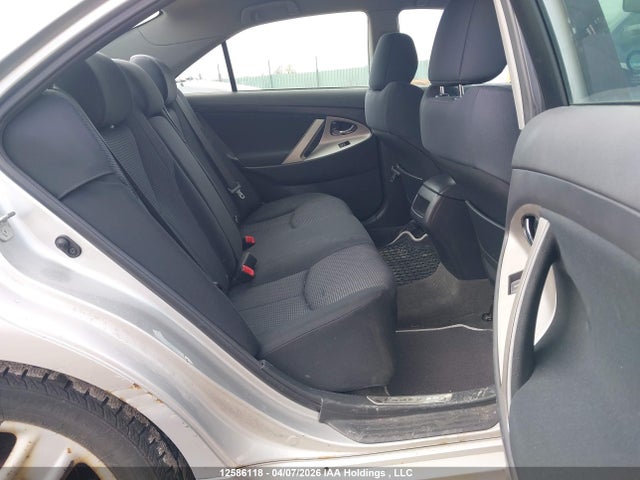 2010 Toyota Camry Se მანქანა იყიდება აუქციონზე, vin: 4T1BF3EK1AU097945, აუქციონის ნომერი: 12586118