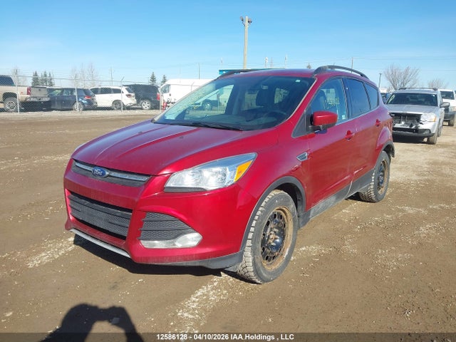 1FMCU9G93FUC08736 Ford ESCAPE SE